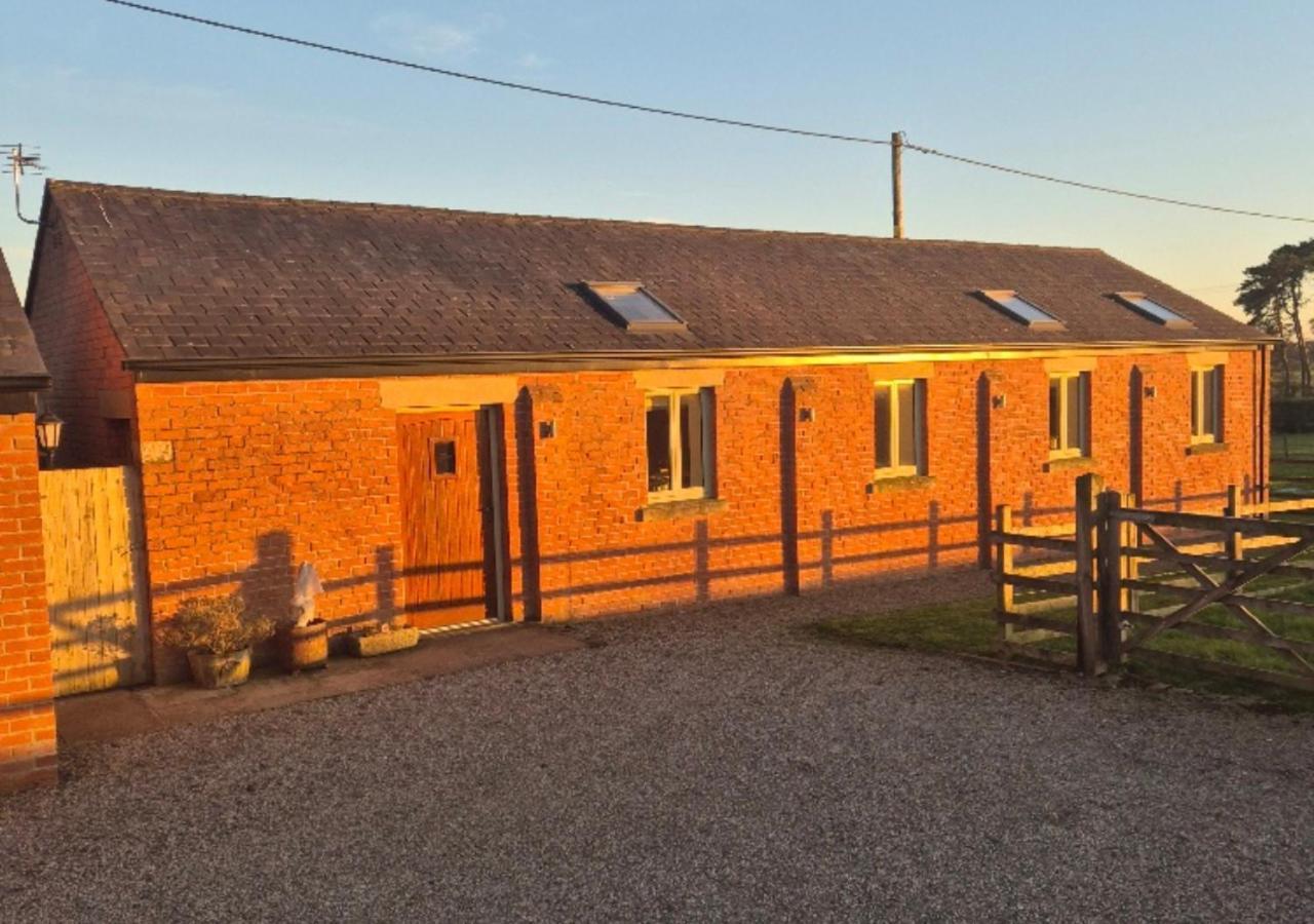 Bowland Breaks-A Luxury Barn Conversion With Optional Hot Tub, Log Burner And Countryside Views Longridge Esterno foto